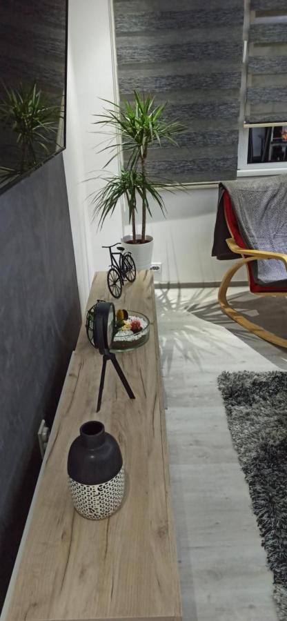 Lux Apartment 7, Parking Ni 외부 사진